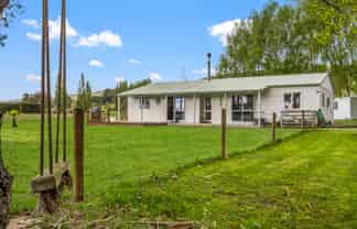 10 Singleton Street, Waikari