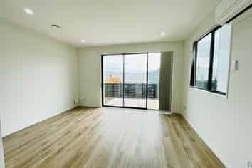 28 Parahau Road, Papakura