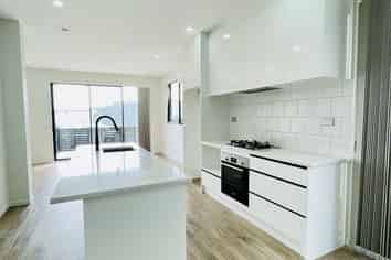 28 Parahau Road, Papakura