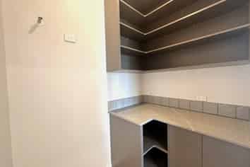 59 Bearing Parade, Long Bay