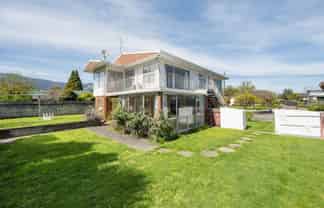 16 Langbein Street, Stoke