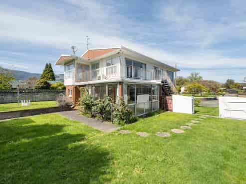 16 Langbein Street, Stoke