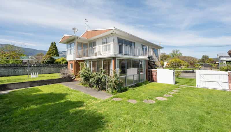 16 Langbein Street, Stoke