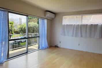 1/4 Preston Avenue, Mount Albert