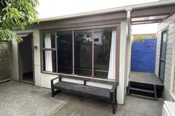 Auckland - Address withheld