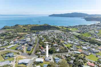 5 Eagles Way, Cable Bay