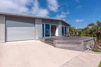 63 Hokianga Harbour Drive, OPONONI