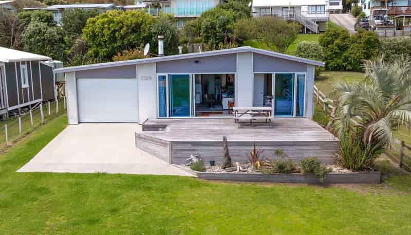 63 Hokianga Harbour Drive, OPONONI