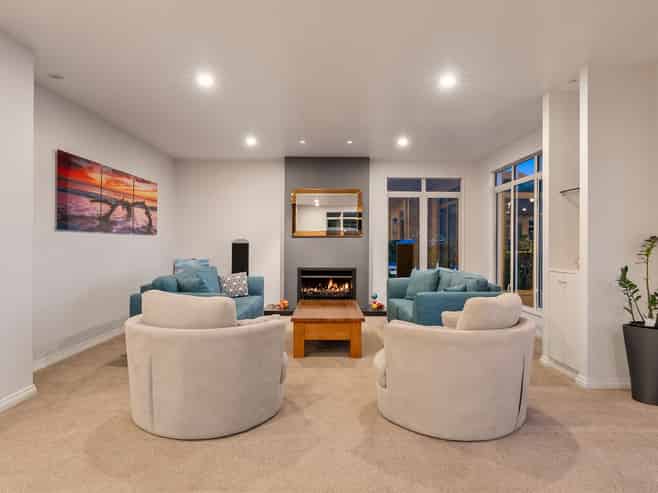 117 Marine Drive, Sorrento Bay, Eastbourne