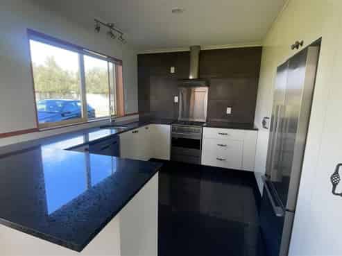 33 Severne Street, Springlands