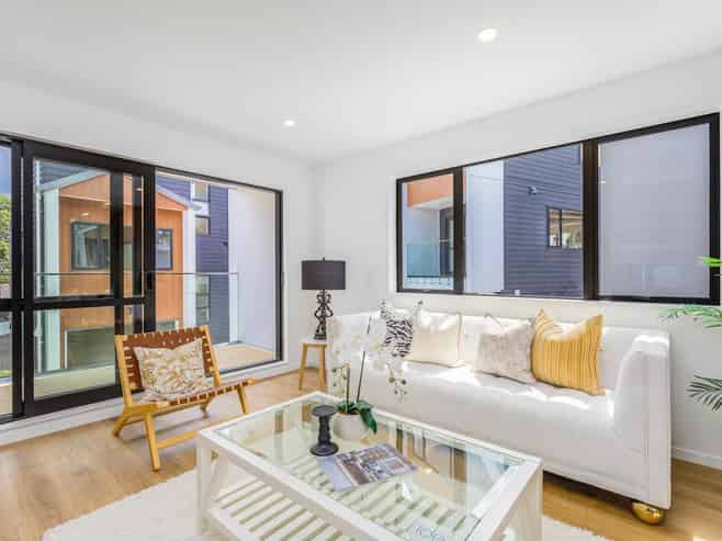9/6 Woodhouse Place, West Harbour