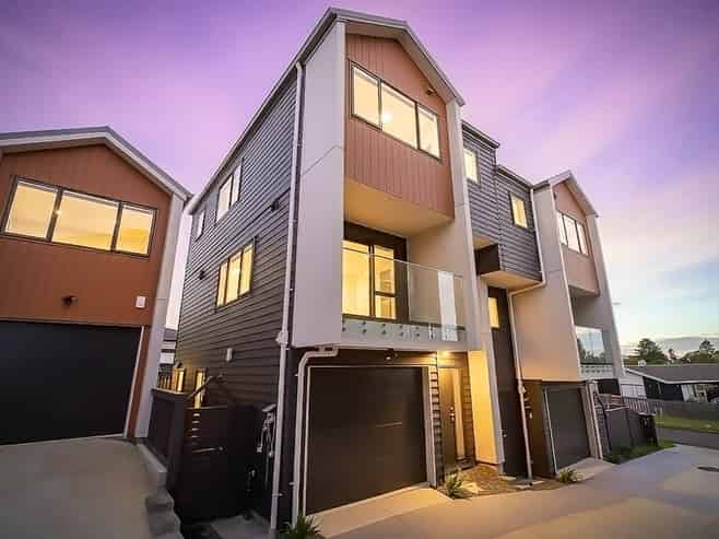 9/6 Woodhouse Place, West Harbour