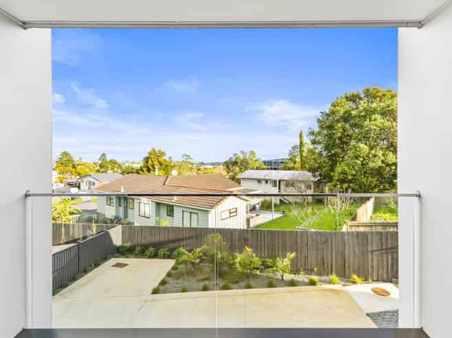10/6 Woodhouse Place, West Harbour