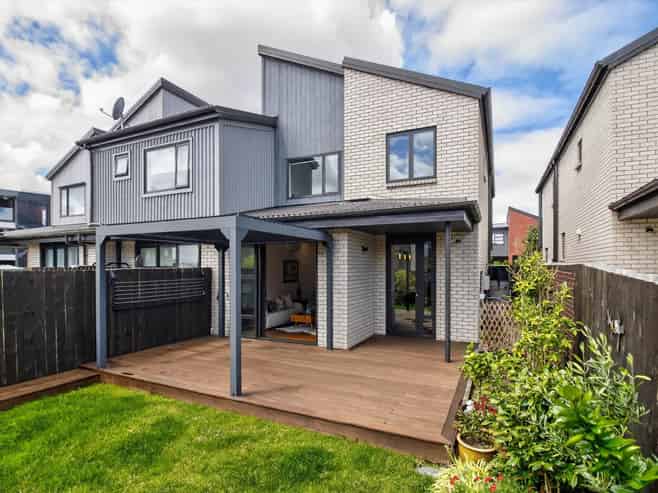 8 Sioux Road, Hobsonville