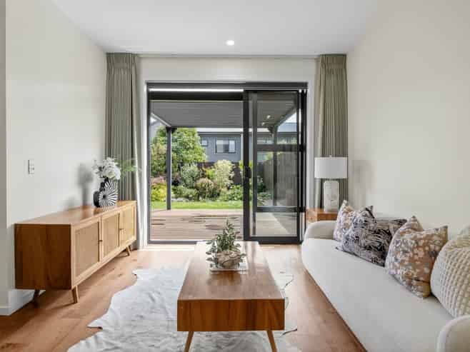 8 Sioux Road, Hobsonville