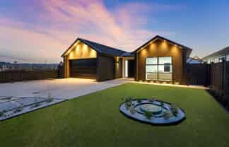 50 Kakano Street, Clevedon