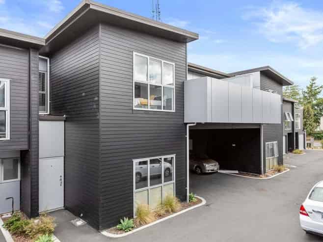5/100 Knighton Road, Hillcrest