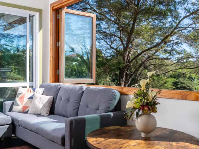 6 Main Road, Raglan
