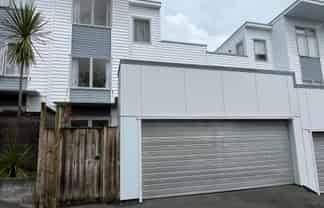 61/3 Wagener Place, Mount Albert