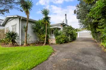 93 Lynwood Road, New Lynn