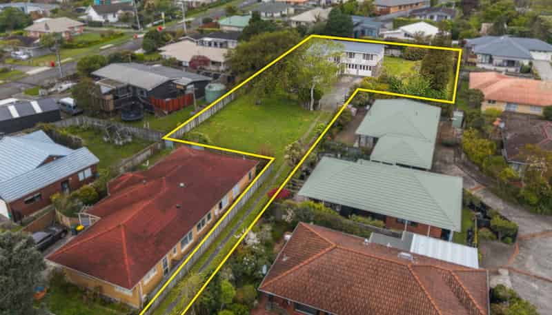 17 Pehi Kupa Street, Waikanae