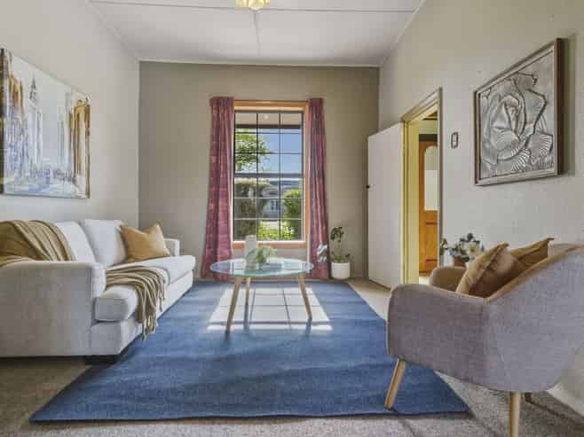 6 Queen Street, Mosgiel