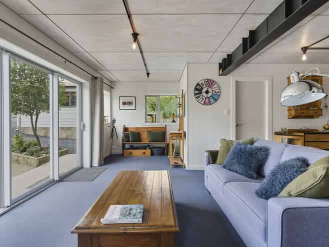 4 McIntosh Road, Brighton