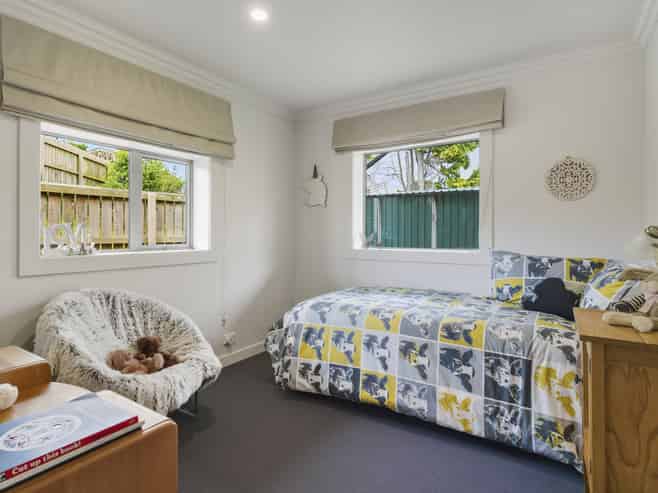 4 McIntosh Road, Brighton