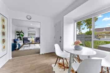 1/307a Wairau Road, Totara Vale