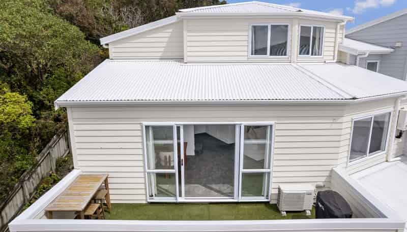 6/143 Cockayne Road, Khandallah