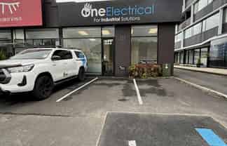 High-Visibility Retail Space with Parking