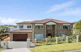 14 Haven Crest, Somerville