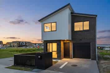 74 Picnic Point Road, Hobsonville