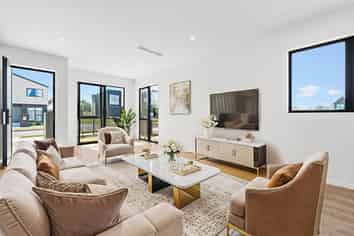74 Picnic Point Road, Hobsonville