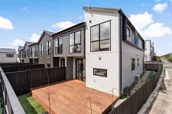 9A  Hiki Street, Hobsonville