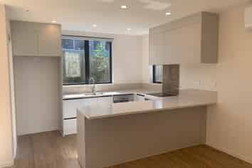 2/24 Higgs Road, Mount Wellington