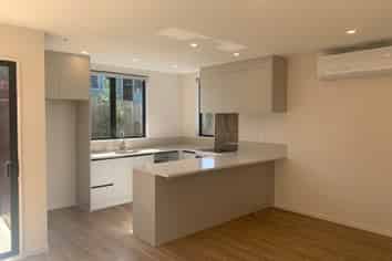 2/24 Higgs Road, Mount Wellington
