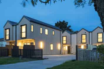 112D Beach Road, Te Atatu Peninsula