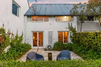 4/104 Rossall Street, Merivale