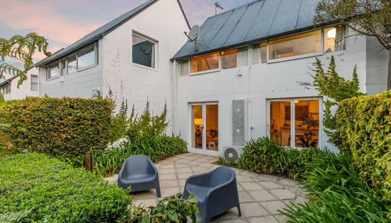 4/104 Rossall Street, Merivale