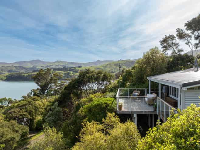 24 Quail Crescent, Takamatua