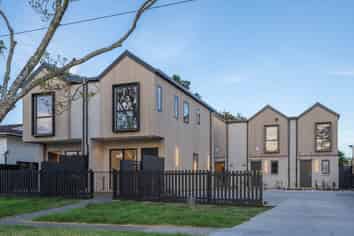 112A Beach Road, Te Atatu Peninsula