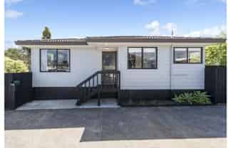 2/221 Waitemata Drive, Ranui