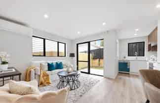 8A Butterworth Drive, Glendene