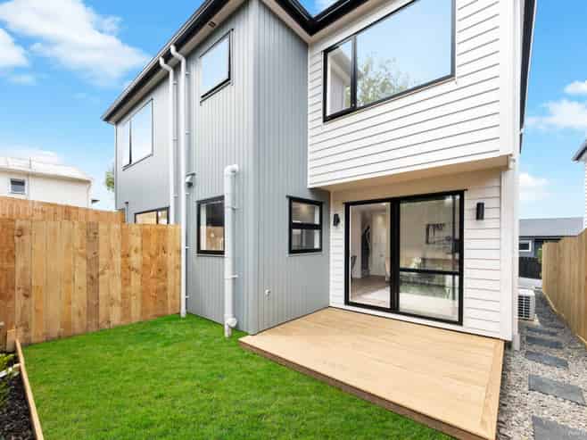 8B Butterworth Drive, Glendene