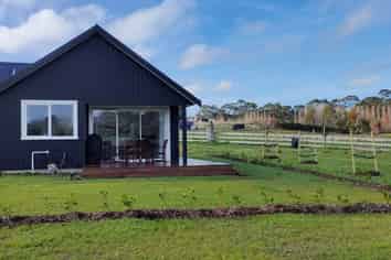 Auckland - Address withheld