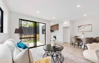 8E Butterworth Drive, Glendene