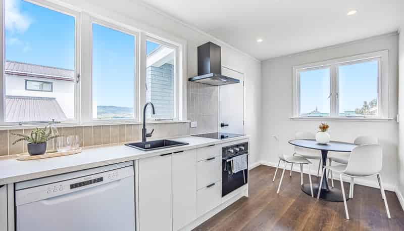 115 Sunnyside Road, Sunnyvale