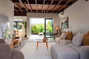 2/278 St Heliers Bay Road, St Heliers