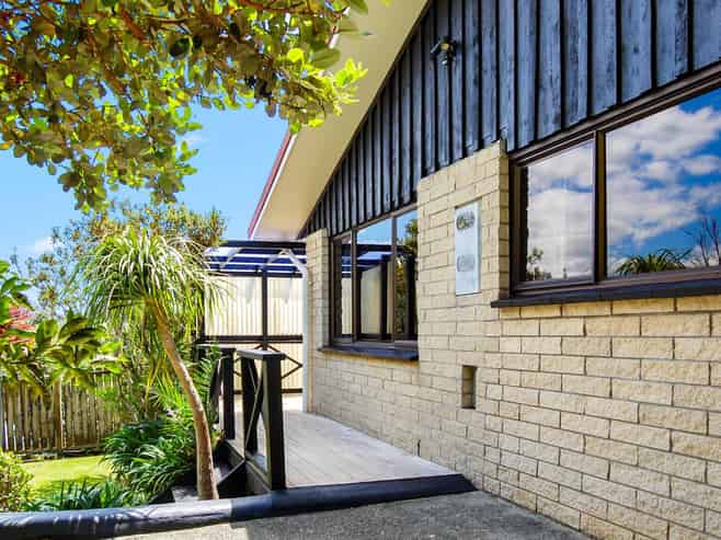 8 Puawai Street, Kaiwaka